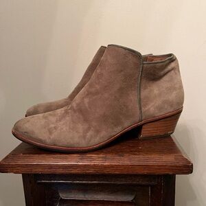 Sam Edelman Pelly Tan Brown Suede Low Ankle Boots